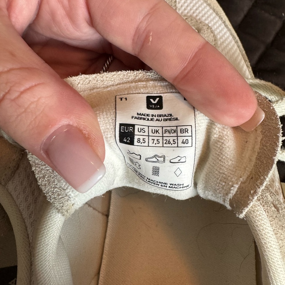 Veja Rio Branco Cream and White Women's Sneakers - Picture 4 of 4